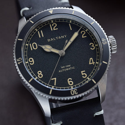 Collection image for: Airstream Bezel